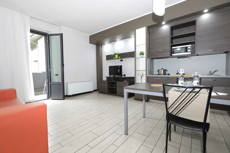 Residence Aurora a Milano - Appartamento Deluxe balcone vista giardino